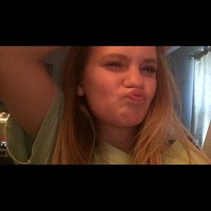 Meet your Posher, Kally